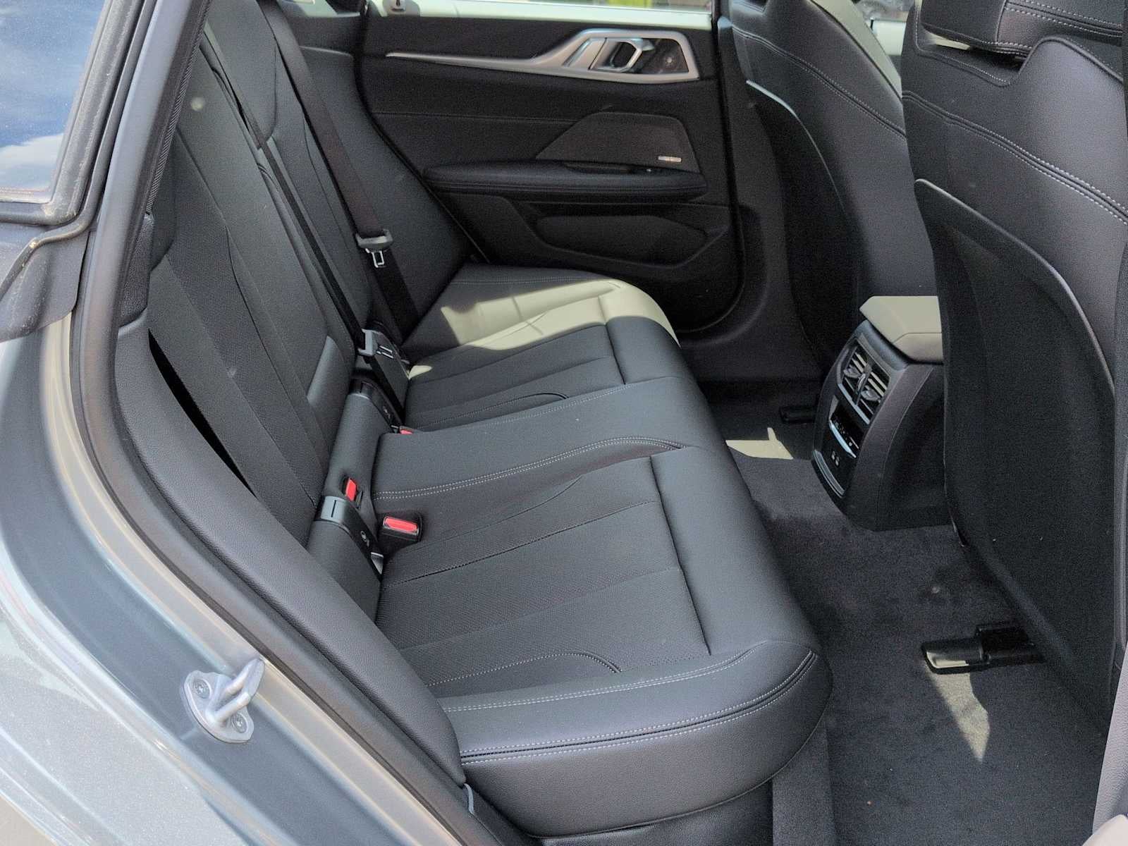 2026 BMW i4 xDrive40 xDrive40