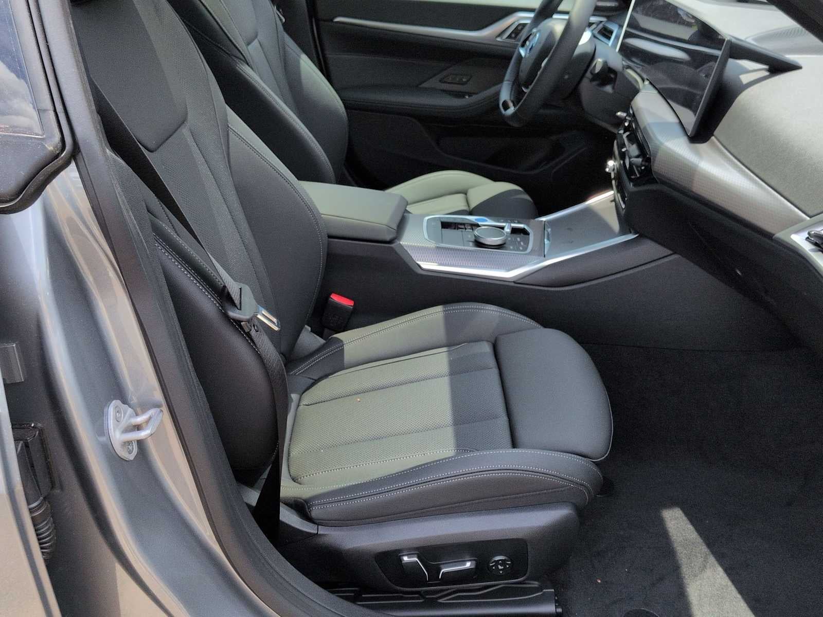 2026 BMW i4 xDrive40 xDrive40