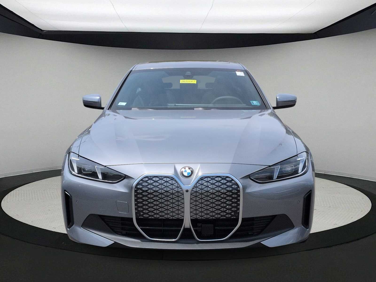 2026 BMW i4 xDrive40 xDrive40