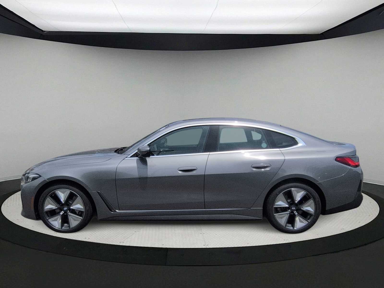 2026 BMW i4 xDrive40 xDrive40