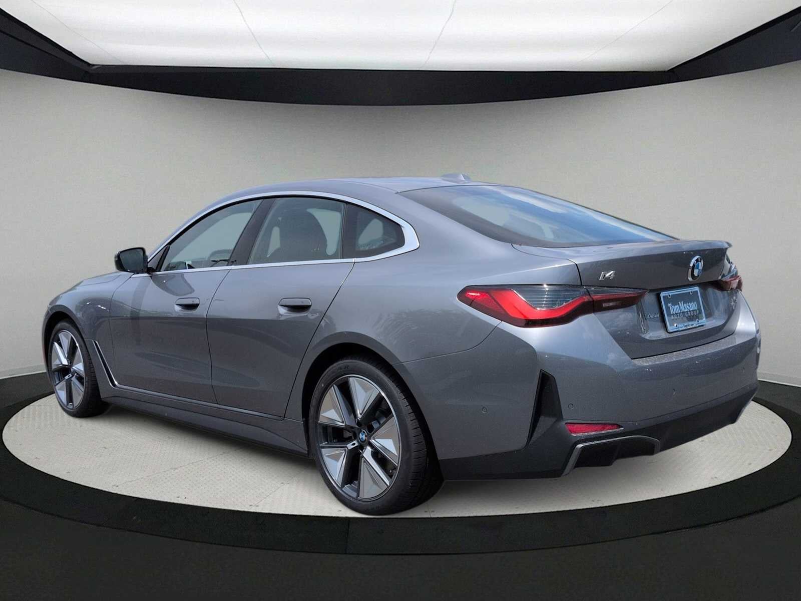 2026 BMW i4 xDrive40 xDrive40