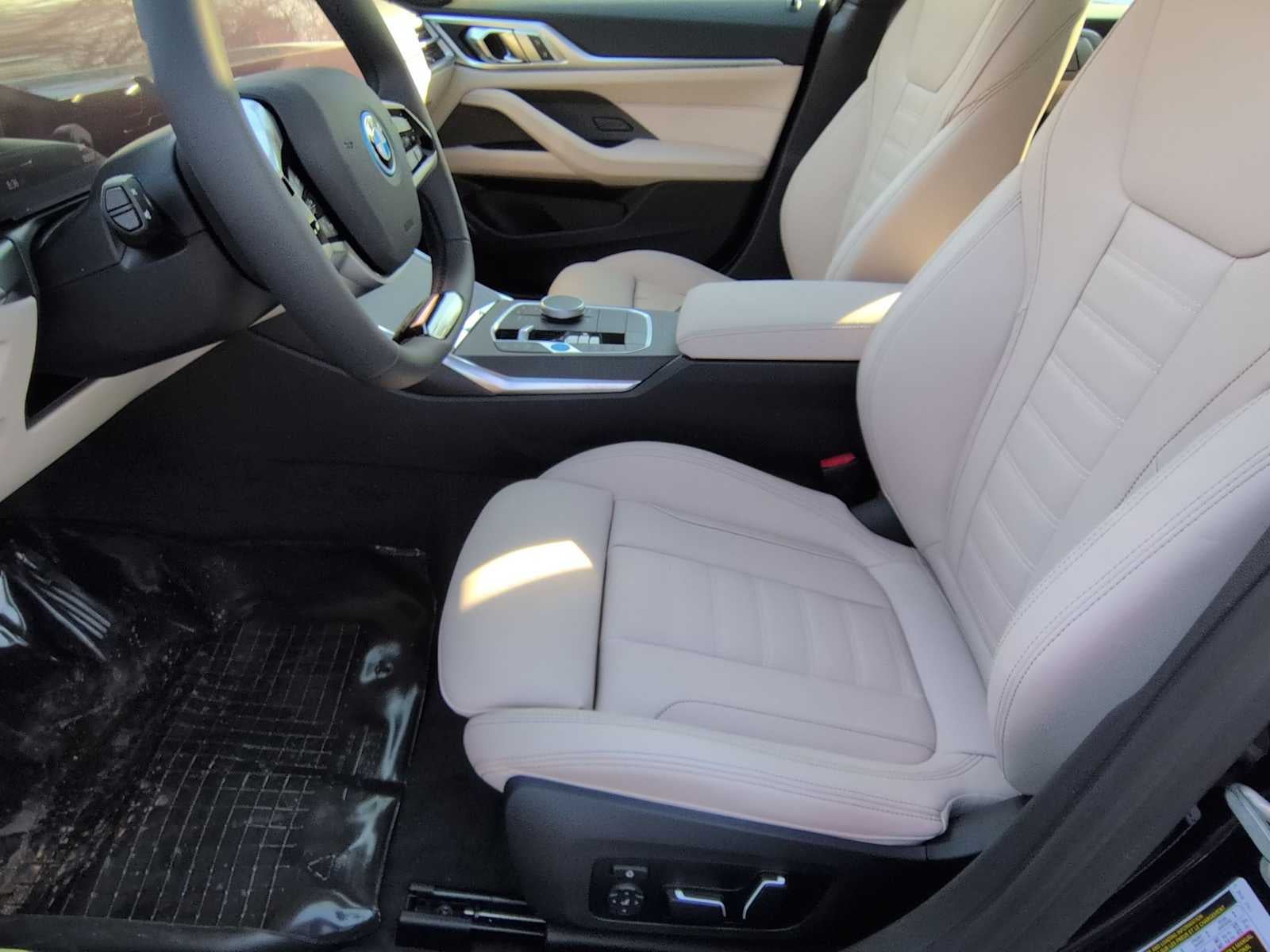 2026 BMW i4 xDrive40 xDrive40