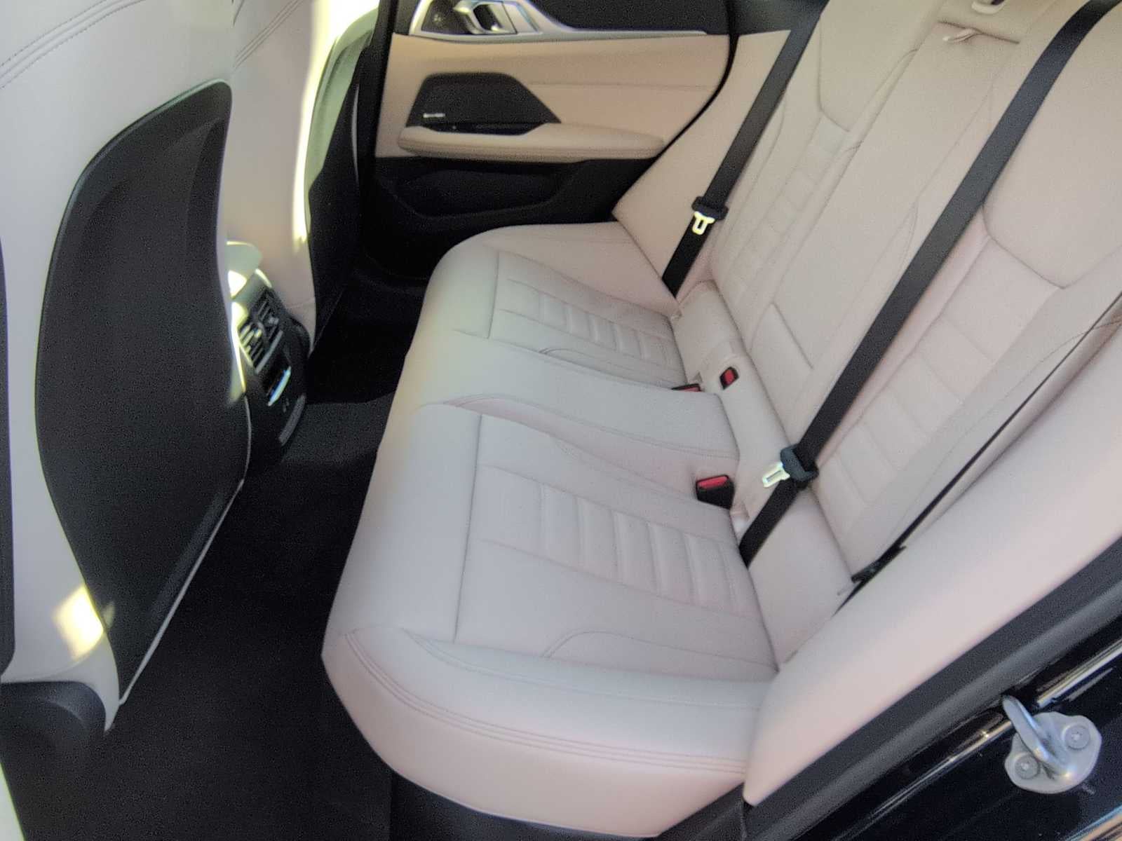 2026 BMW i4 xDrive40 xDrive40