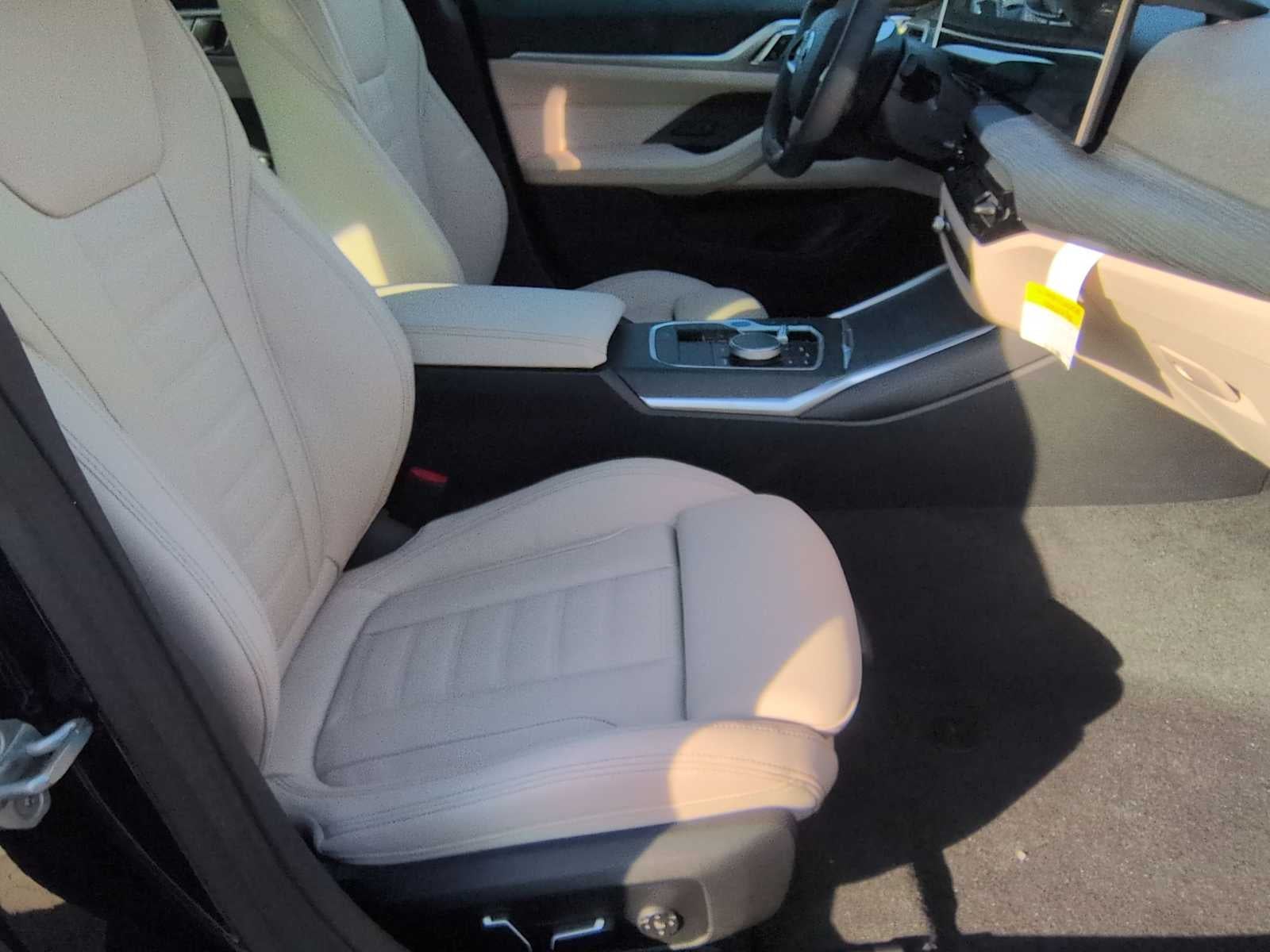 2026 BMW i4 xDrive40 xDrive40