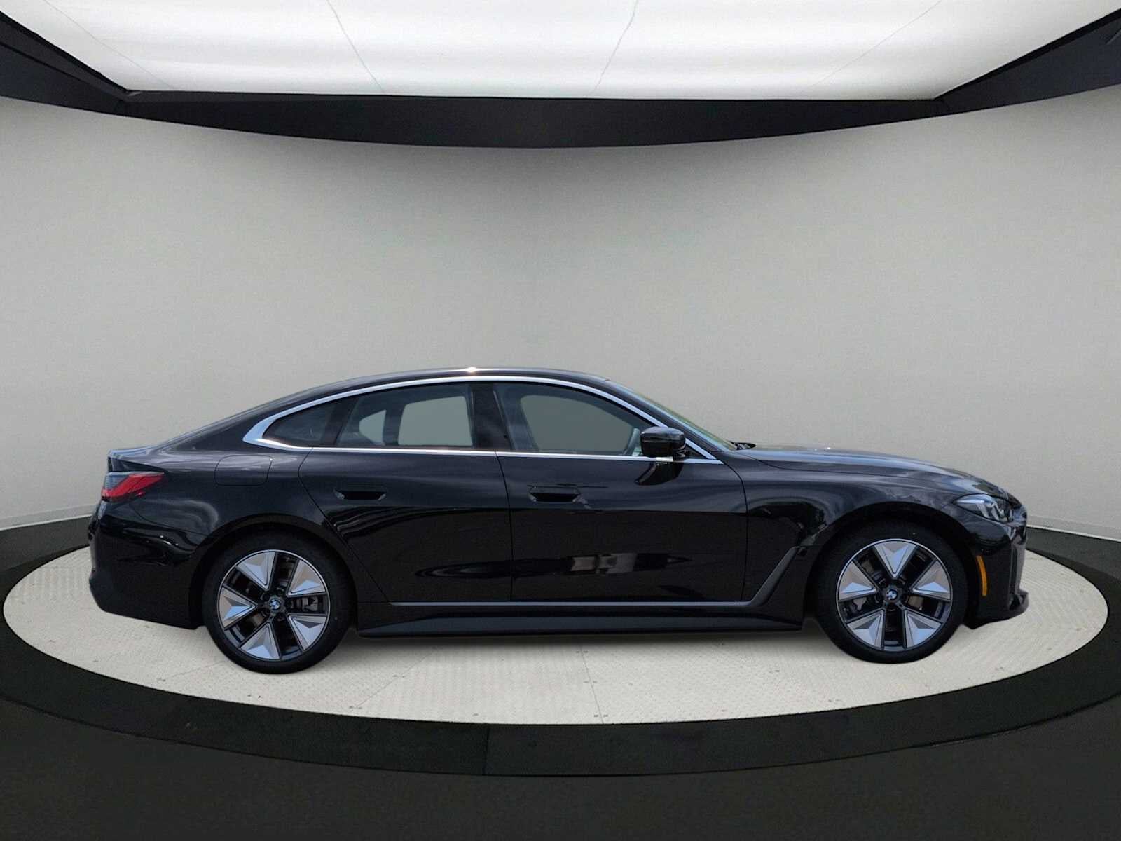 2026 BMW i4 xDrive40