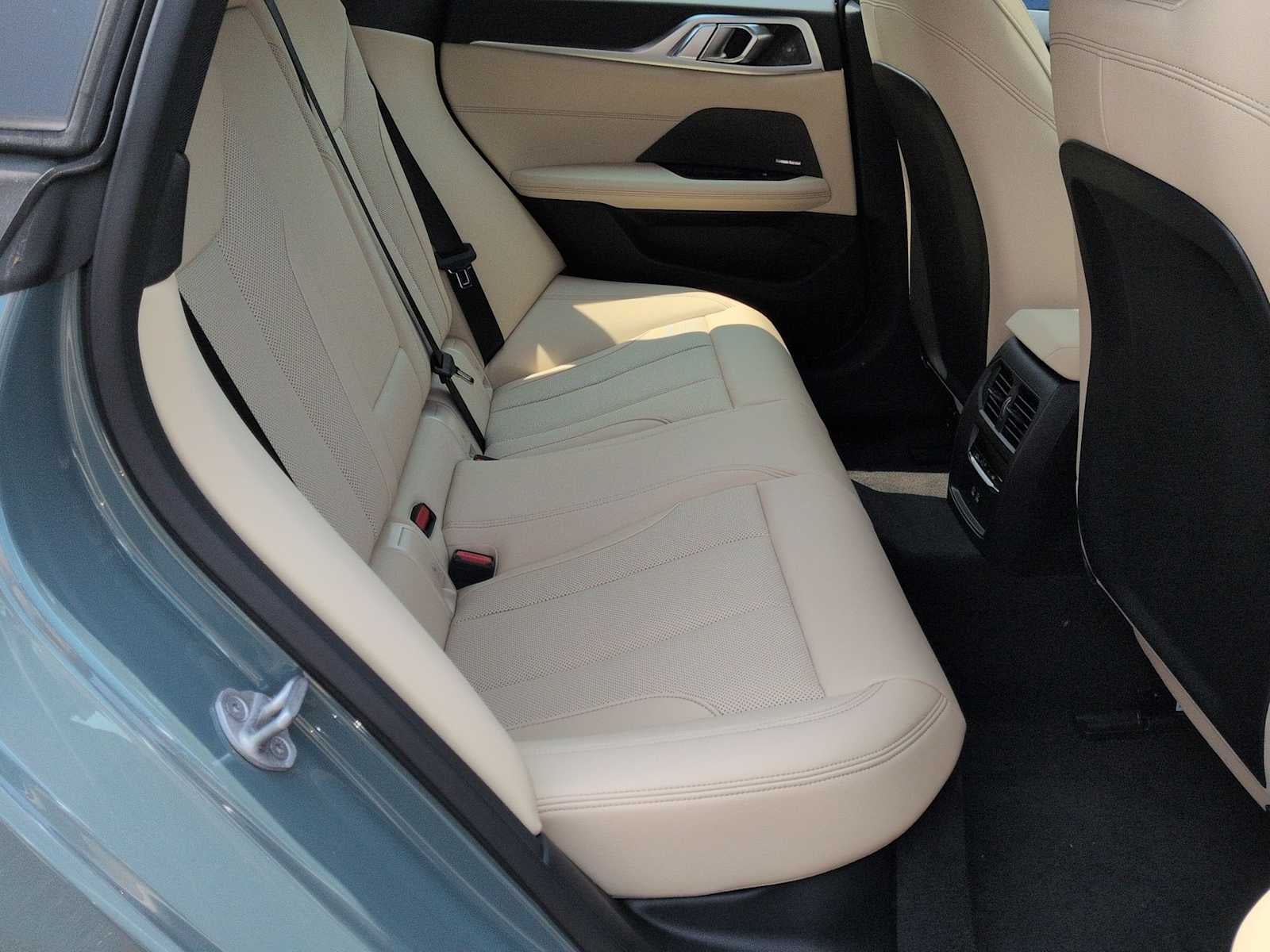 2026 BMW i4 xDrive40