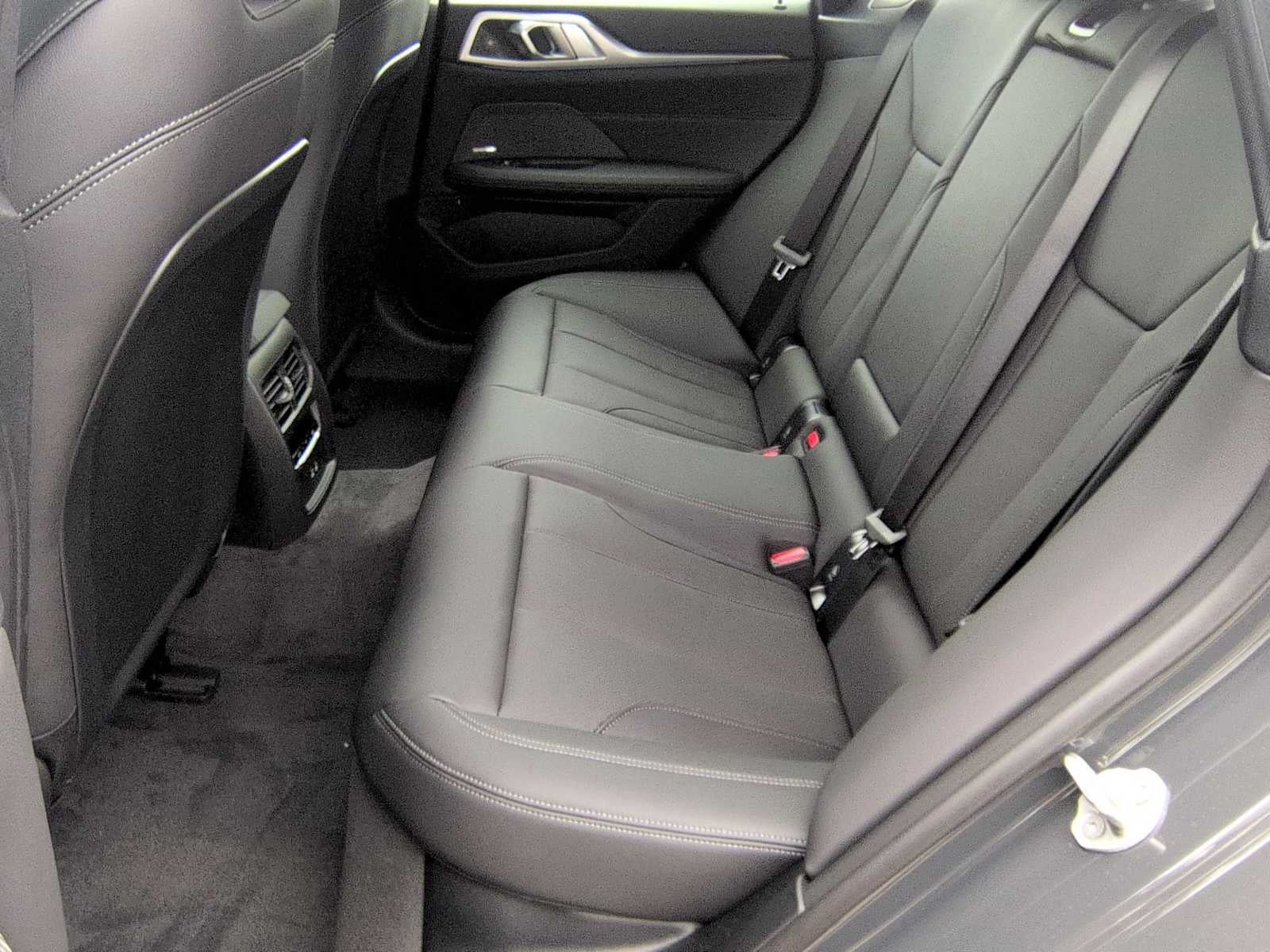 2026 BMW i4 xDrive40