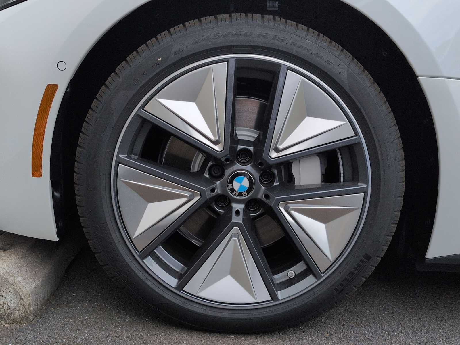 2026 BMW i4 xDrive40