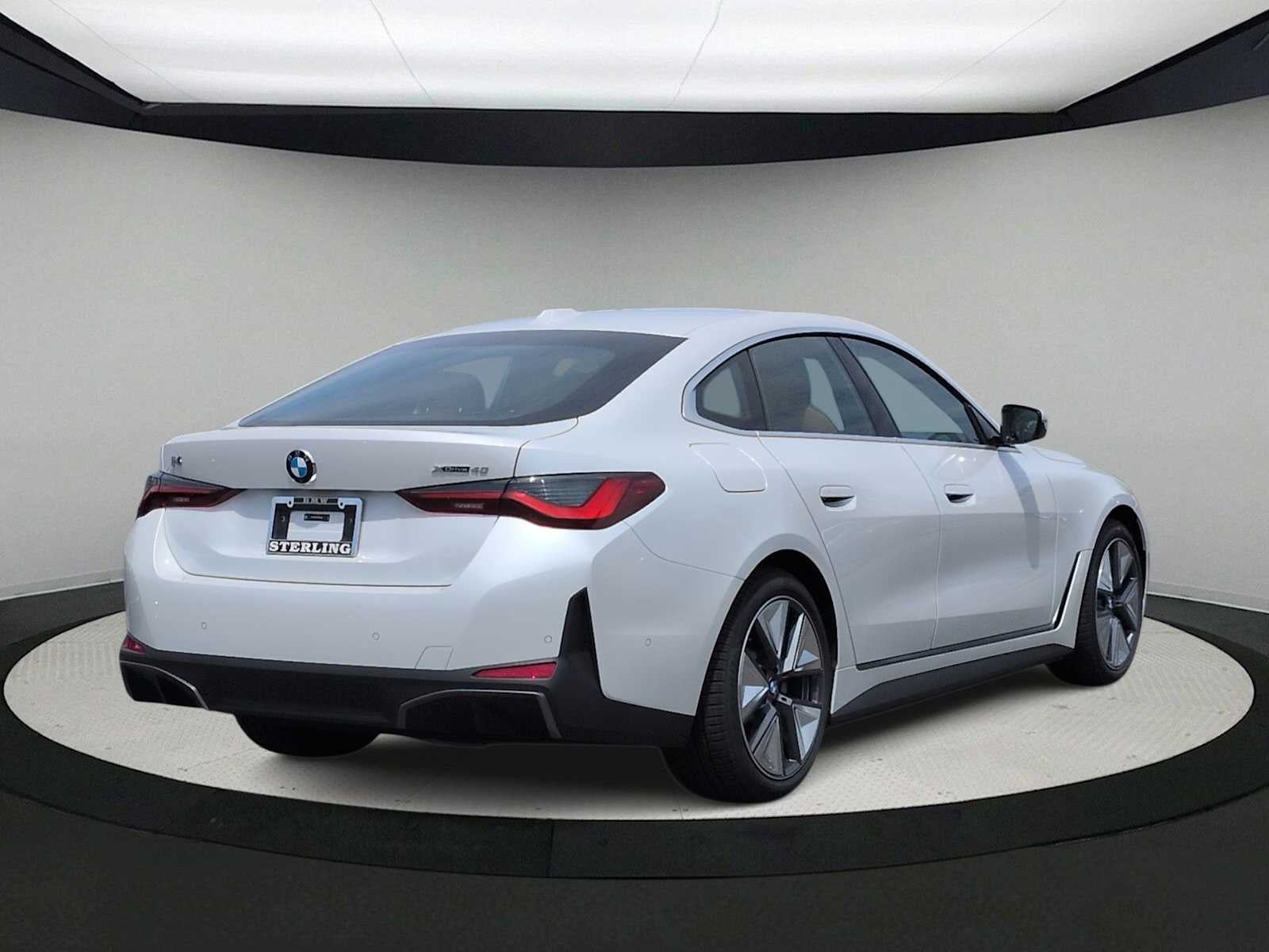 2026 BMW i4 xDrive40