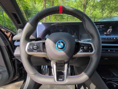 2026 BMW i5 M60