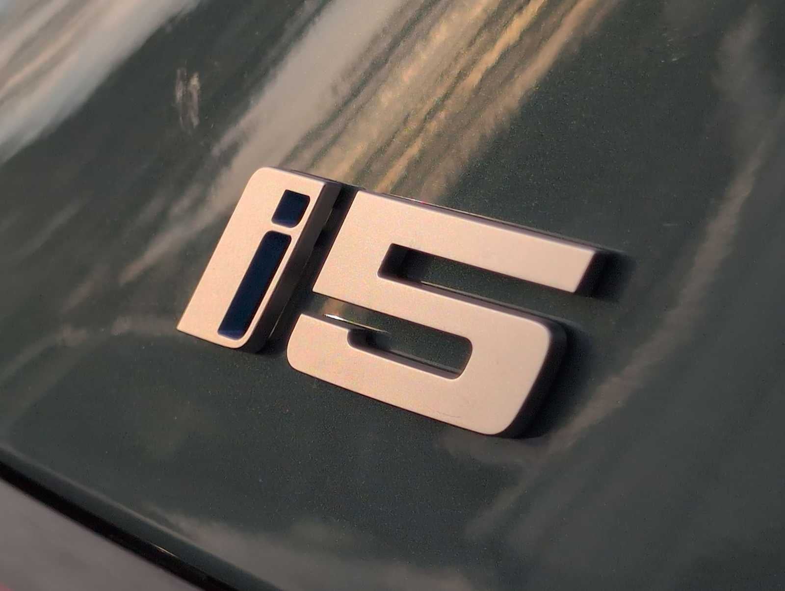 2026 BMW i5 eDrive40