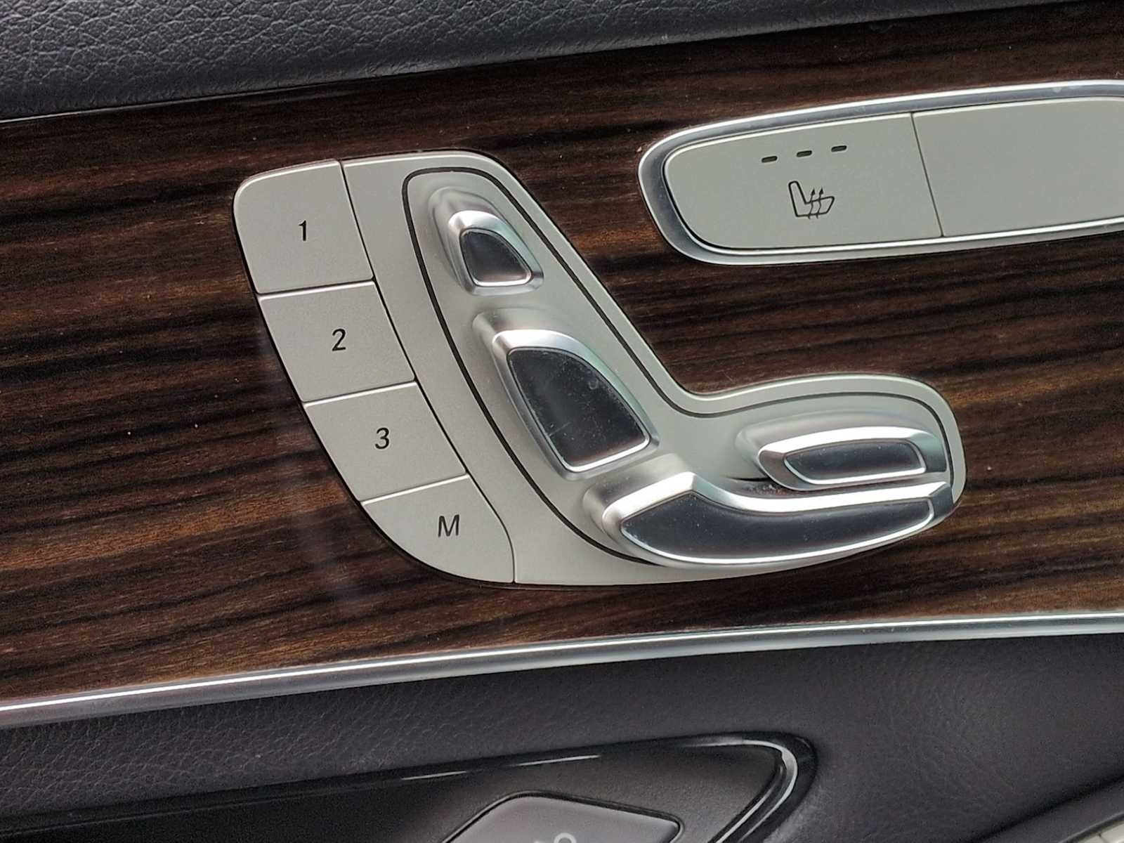 2019 Mercedes-Benz GLC 300 GLC 300