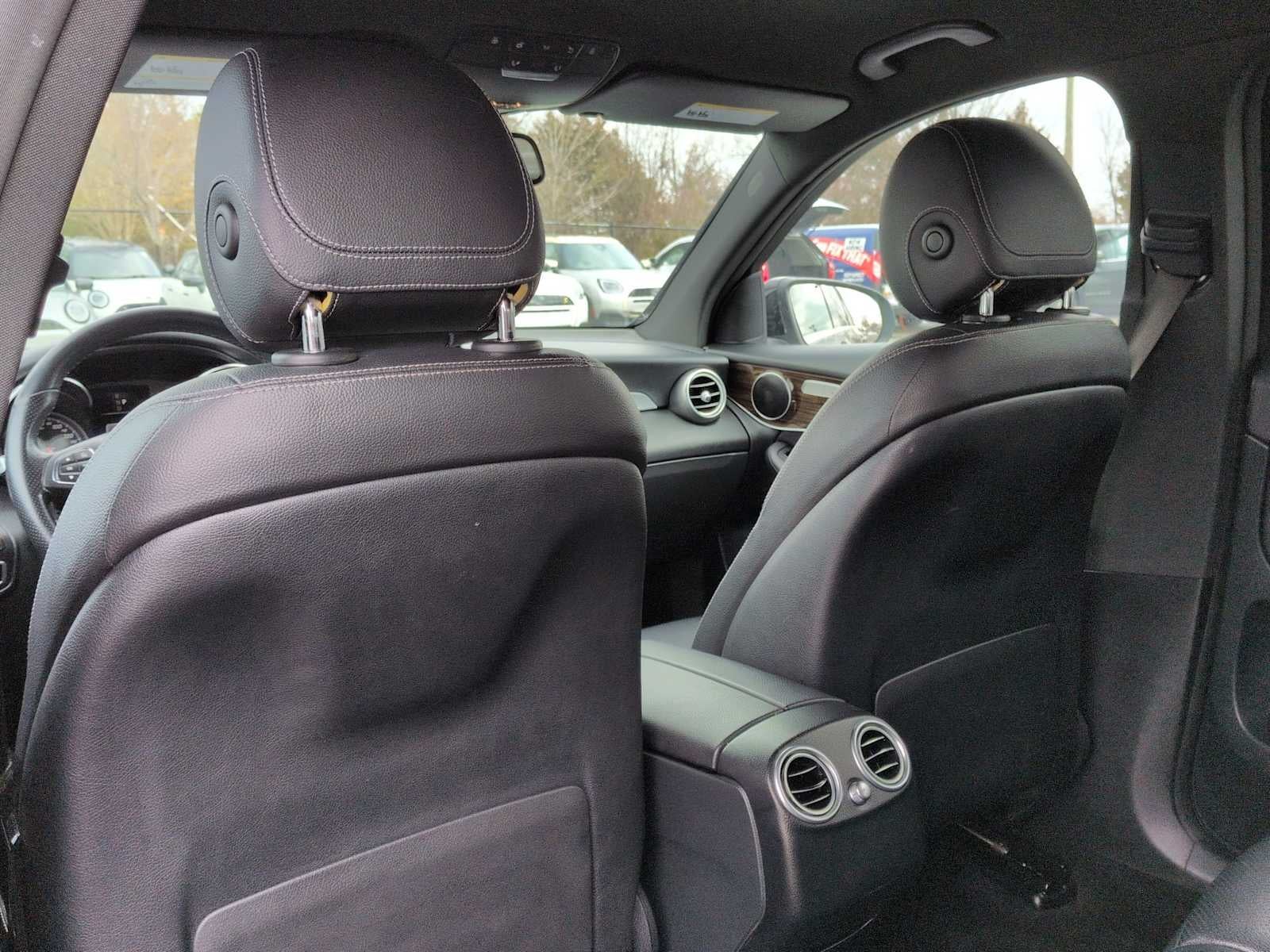 2019 Mercedes-Benz GLC 300 GLC 300