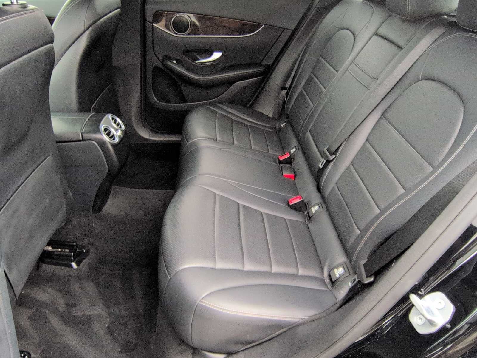 2019 Mercedes-Benz GLC 300 GLC 300