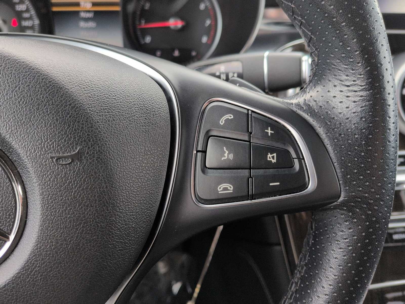 2019 Mercedes-Benz GLC 300 GLC 300