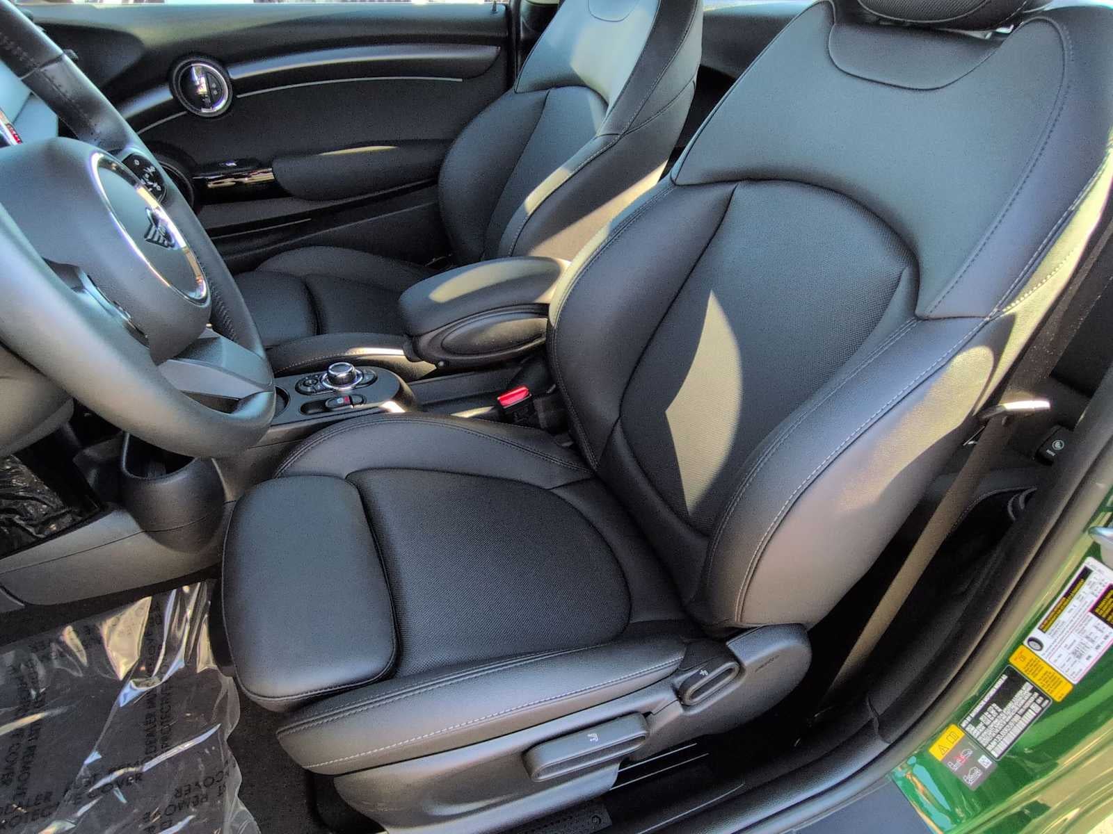 2024 MINI HARDTOP 2 DOOR Cooper SE