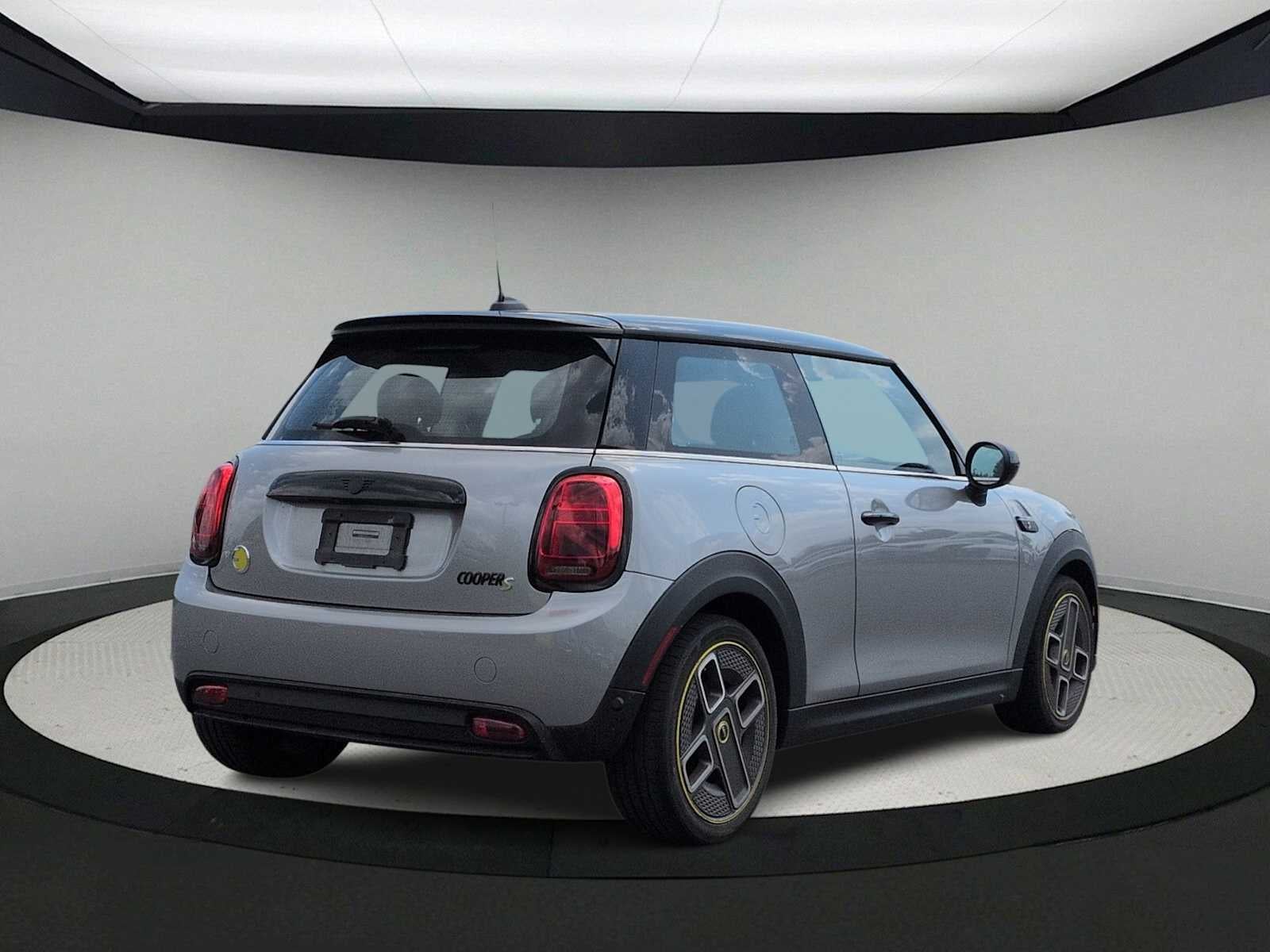 2024 MINI Hardtop 2 Door Cooper SE