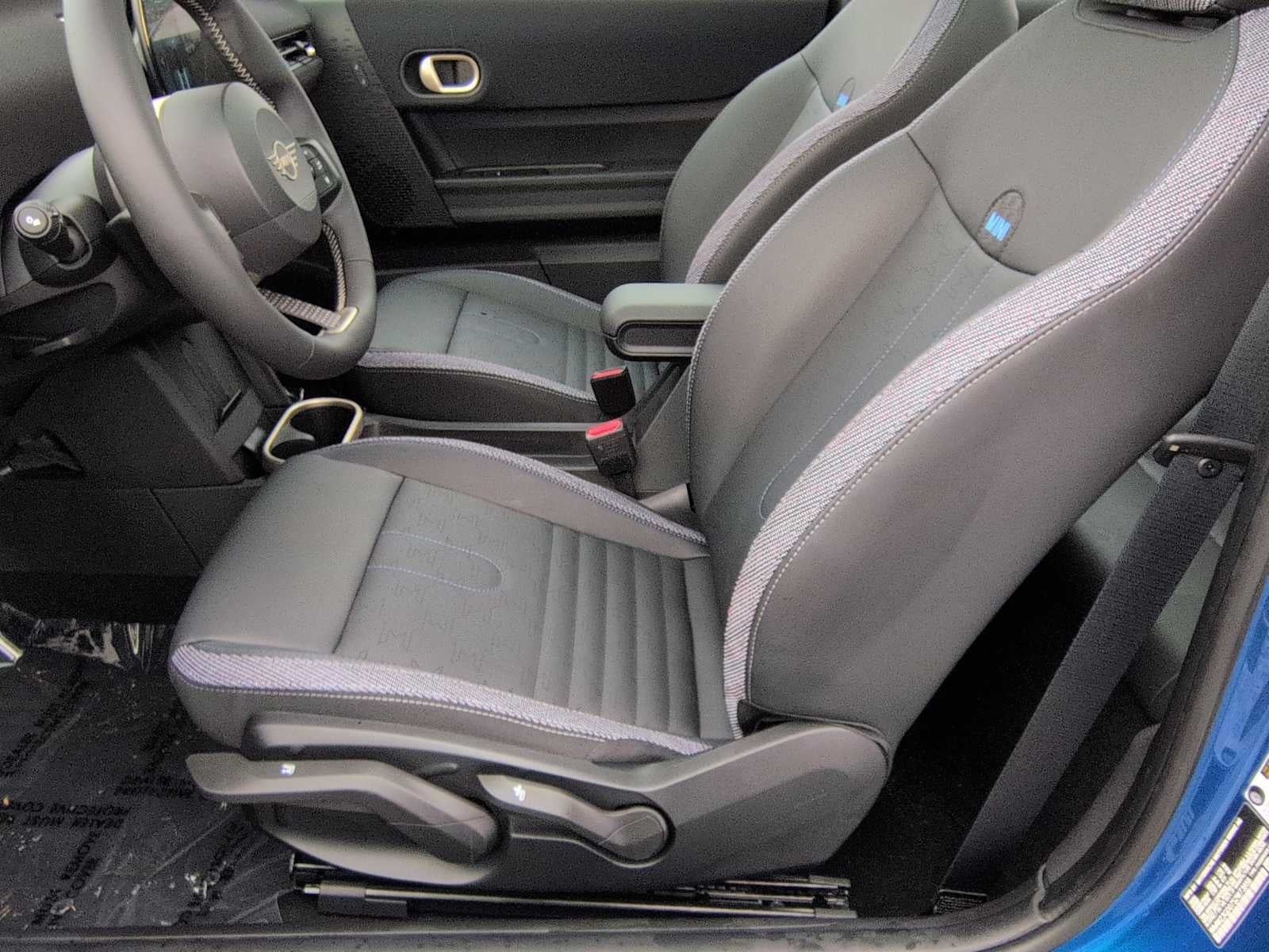 2025 MINI HARDTOP 2 DOOR Cooper S