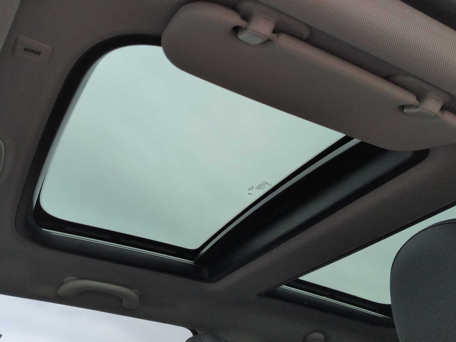 2024 MINI HARDTOP 2 DOOR Cooper