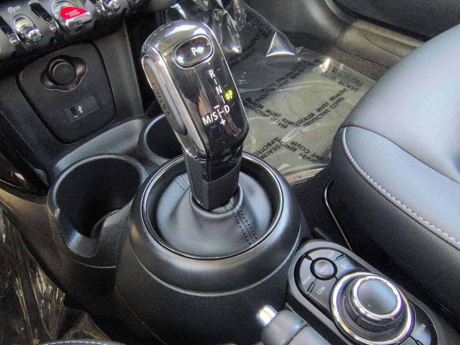 2023 MINI HARDTOP 2 DOOR Cooper