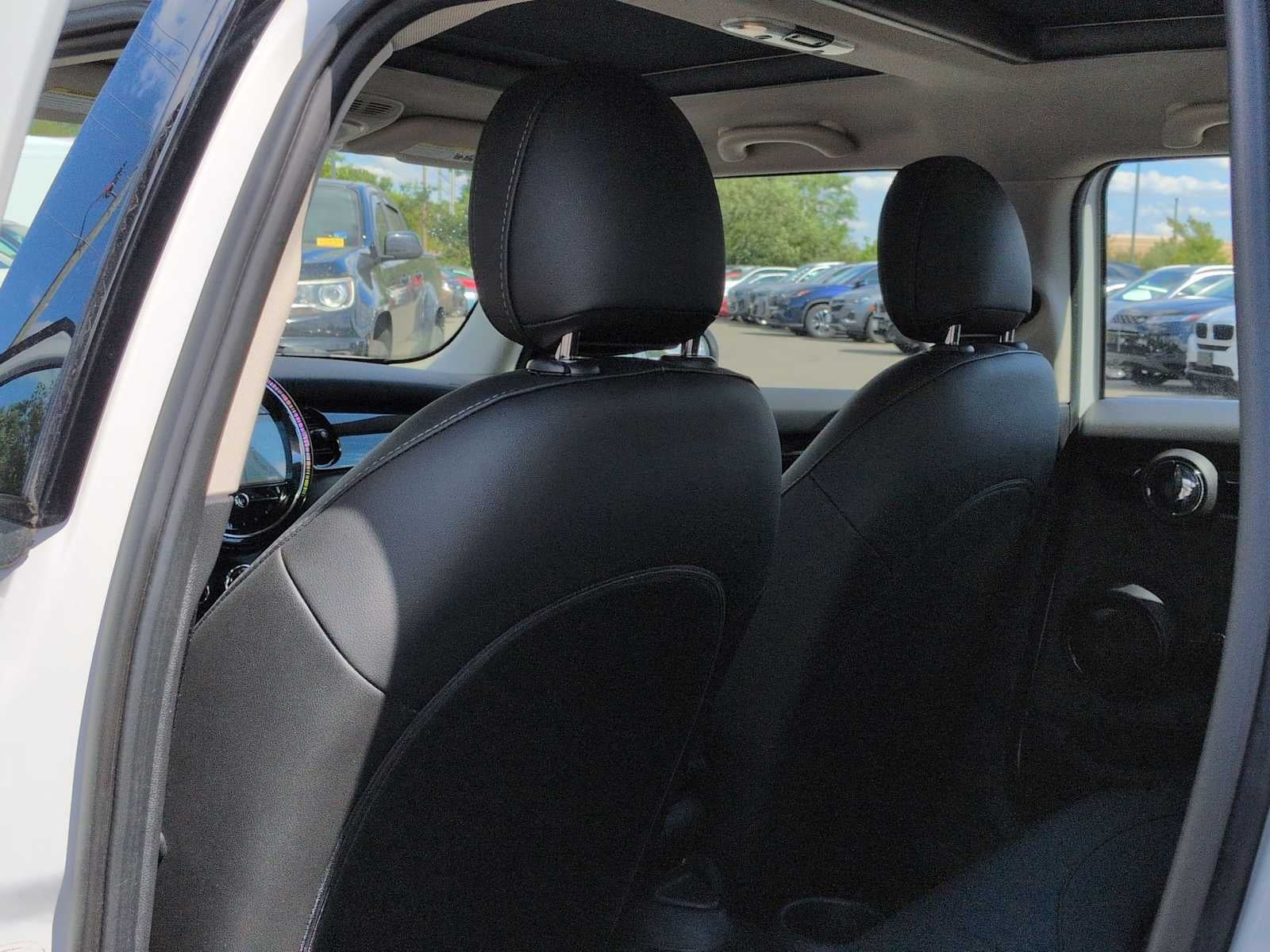 2024 MINI HARDTOP 4 DOOR Cooper
