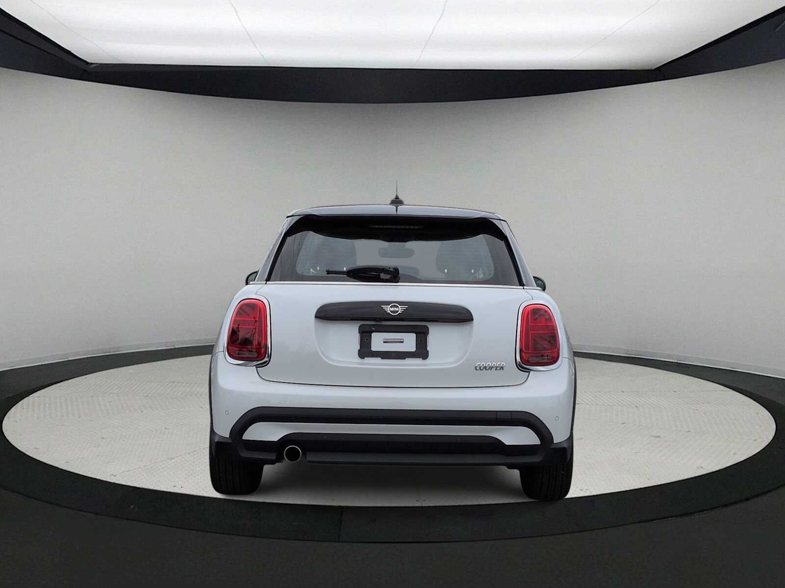 2024 MINI HARDTOP 4 DOOR Cooper