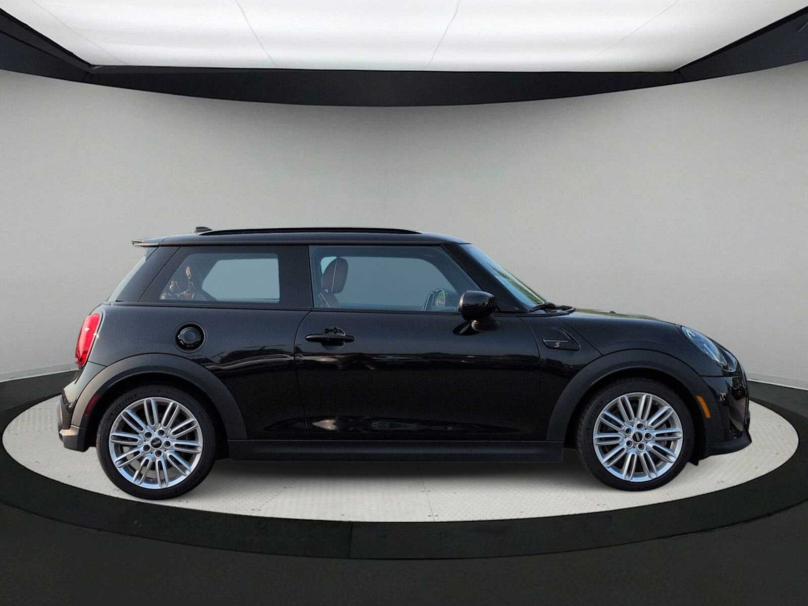 2024 MINI HARDTOP 2 DOOR Cooper S