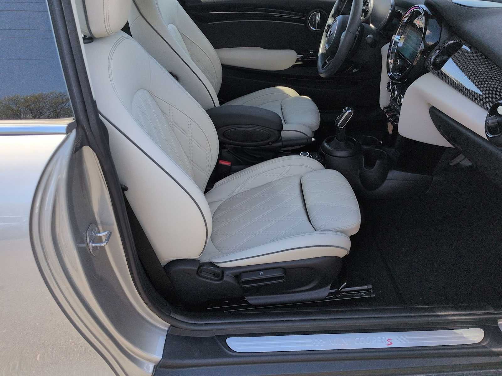 2024 MINI HARDTOP 2 DOOR Cooper S