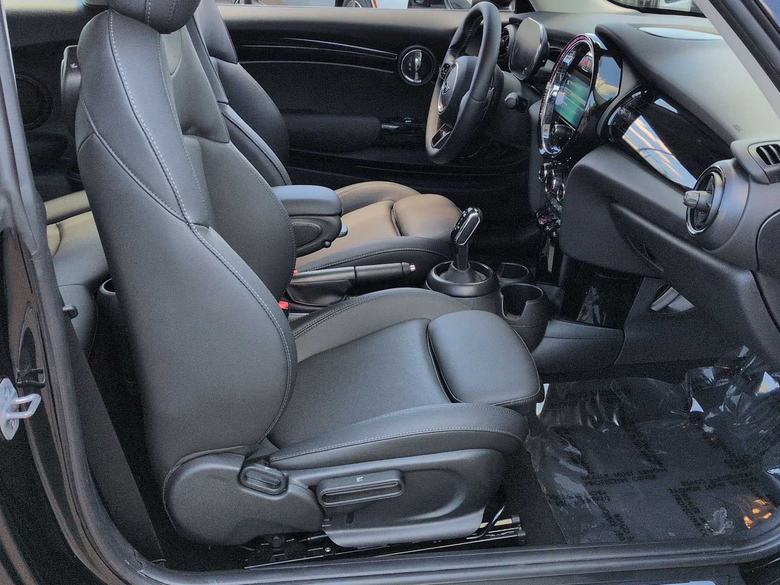 2024 MINI HARDTOP 2 DOOR Cooper S