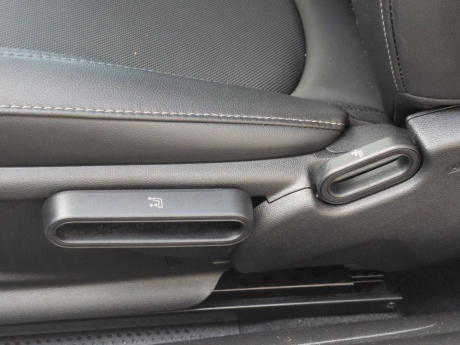 2022 MINI HARDTOP 2 DOOR SIGNATURE