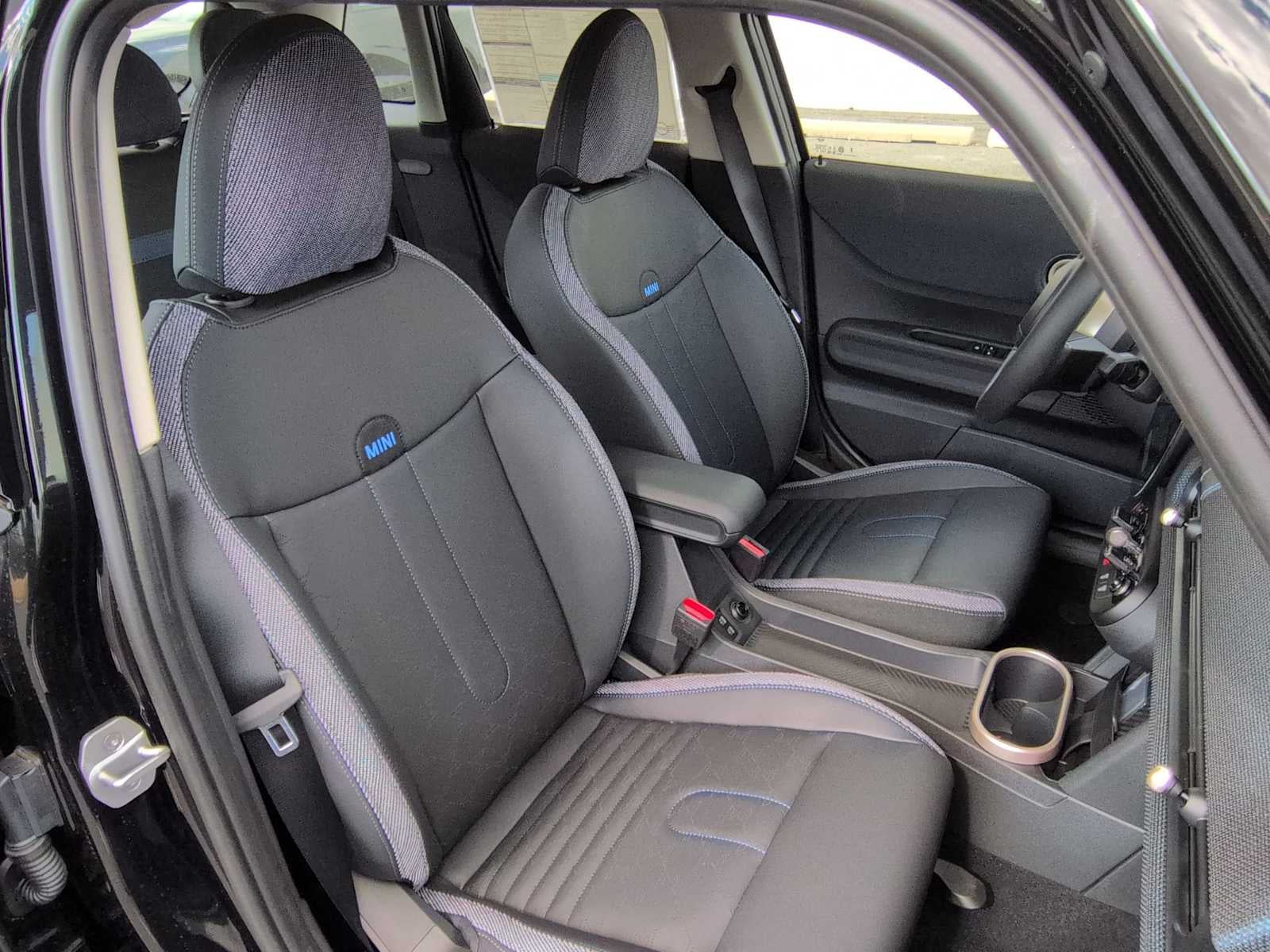 2026 MINI 4 DOOR Cooper S