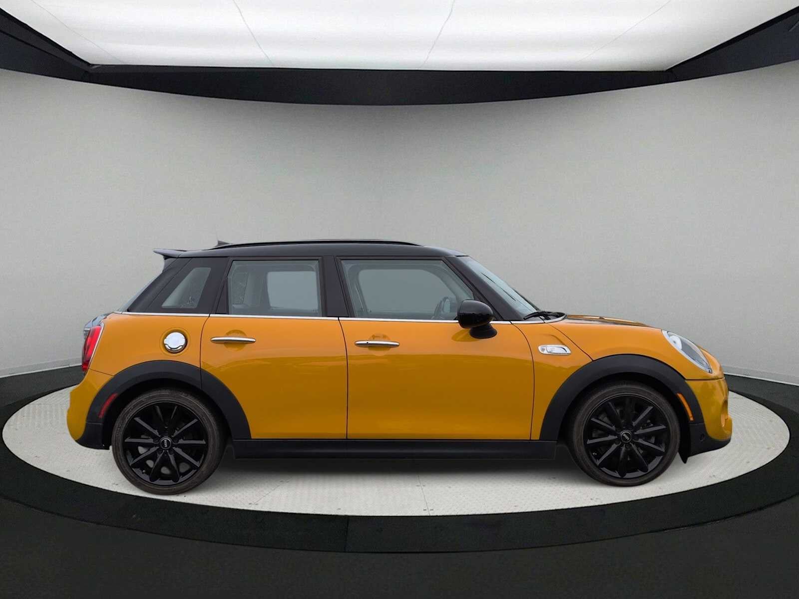 2017 MINI Hardtop 4 Door Cooper S