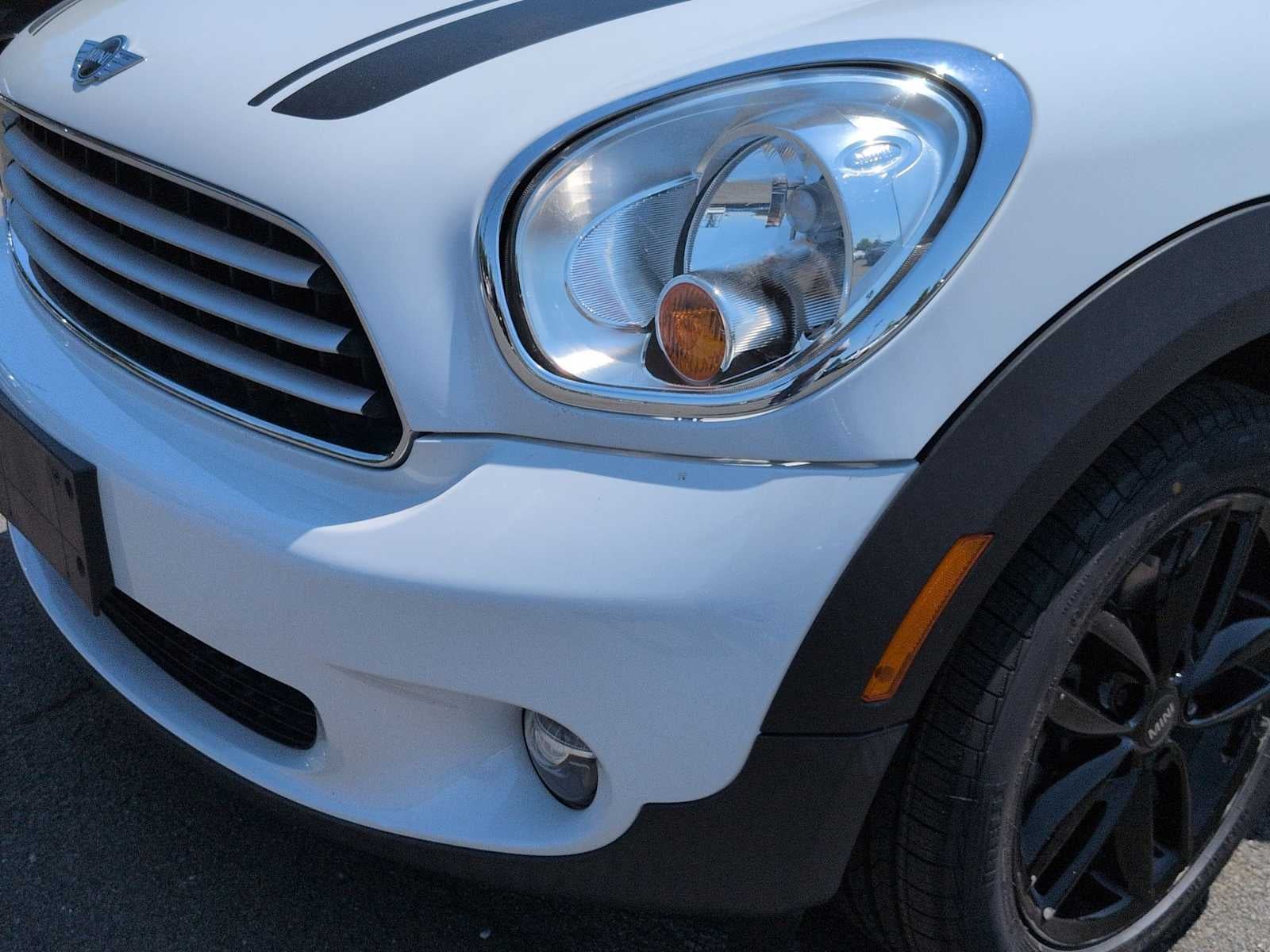 2014 MINI COUNTRYMAN FWD 4dr