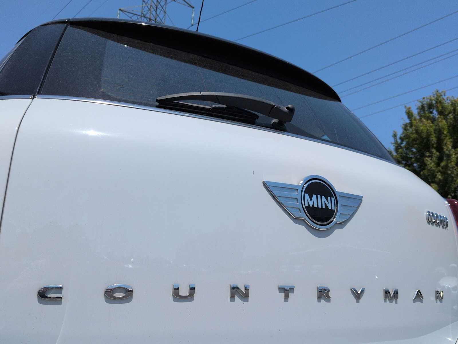 2014 MINI COUNTRYMAN FWD 4dr
