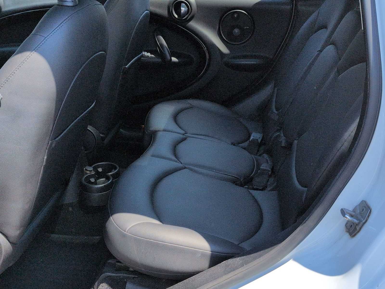 2014 MINI COUNTRYMAN FWD 4dr