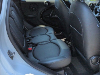 2014 MINI COUNTRYMAN FWD 4dr