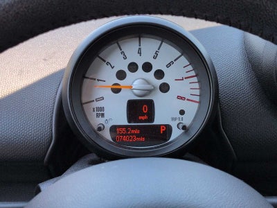2014 MINI COUNTRYMAN FWD 4dr