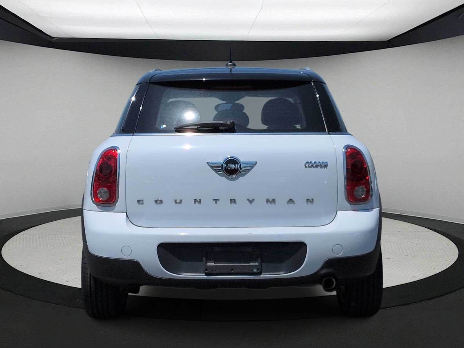 2014 MINI COUNTRYMAN FWD 4dr