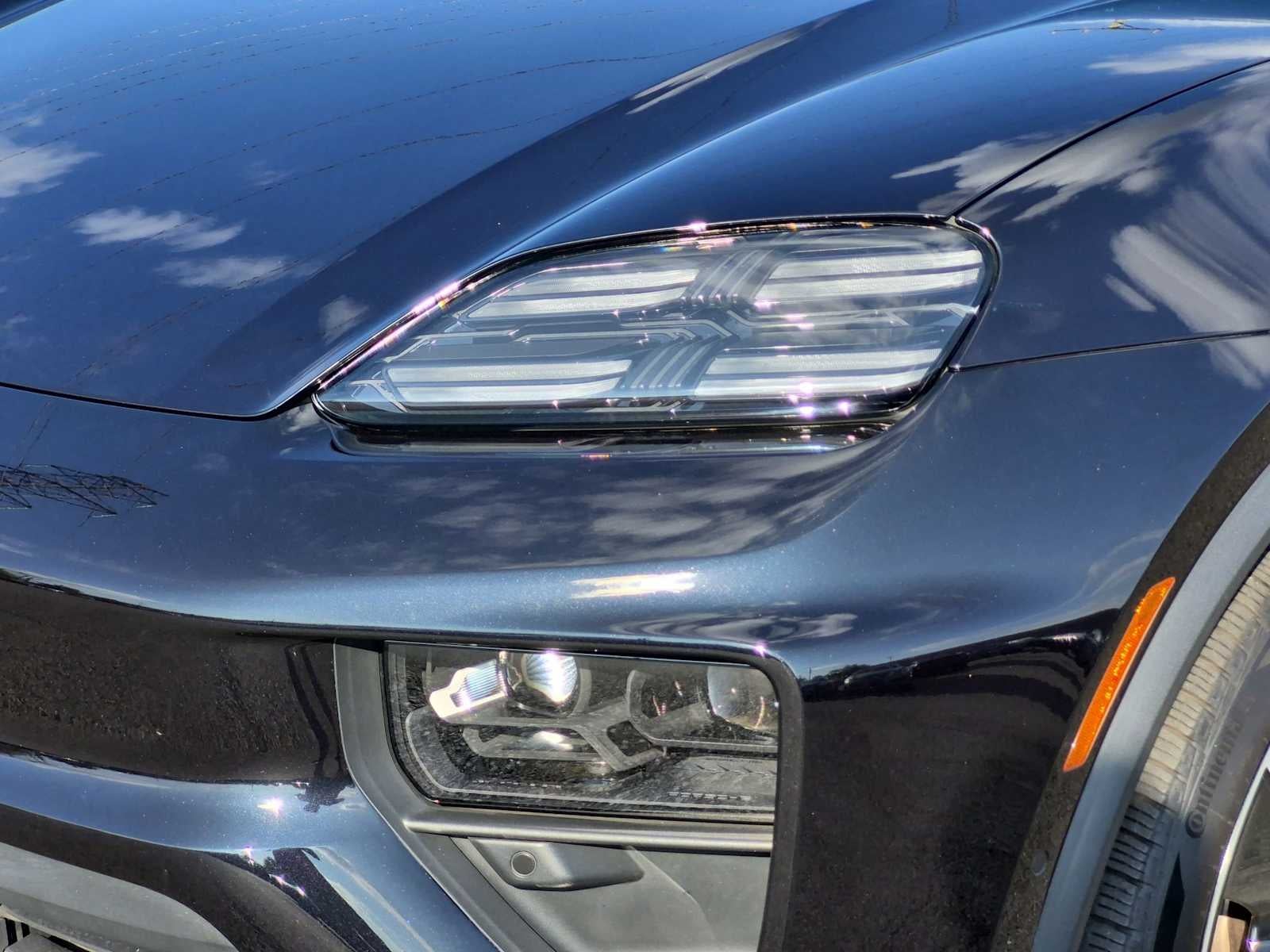 2025 Porsche Macan Electric 4S