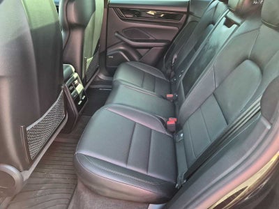 2025 Porsche Macan Electric 4S