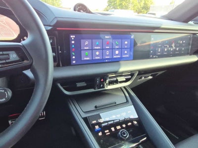 2025 Porsche Macan Electric 4S