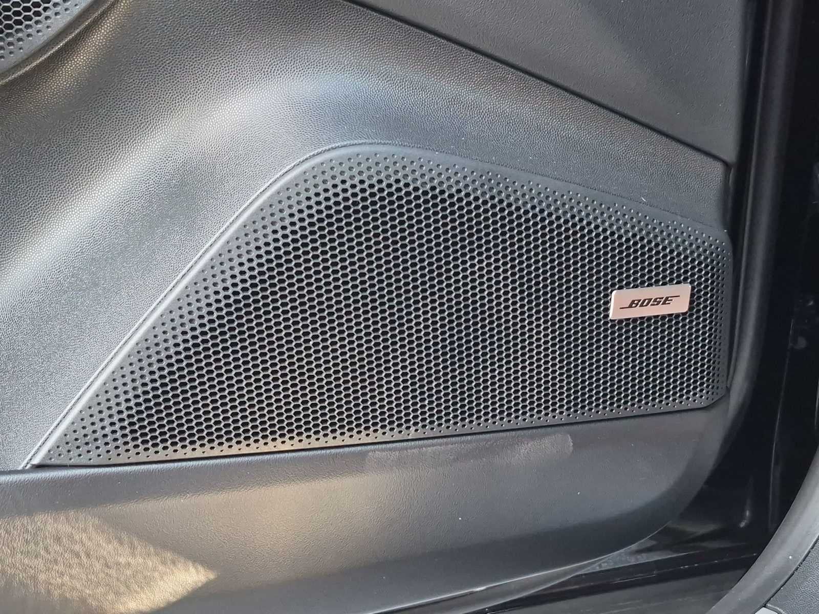 2025 Porsche Macan Electric 4S