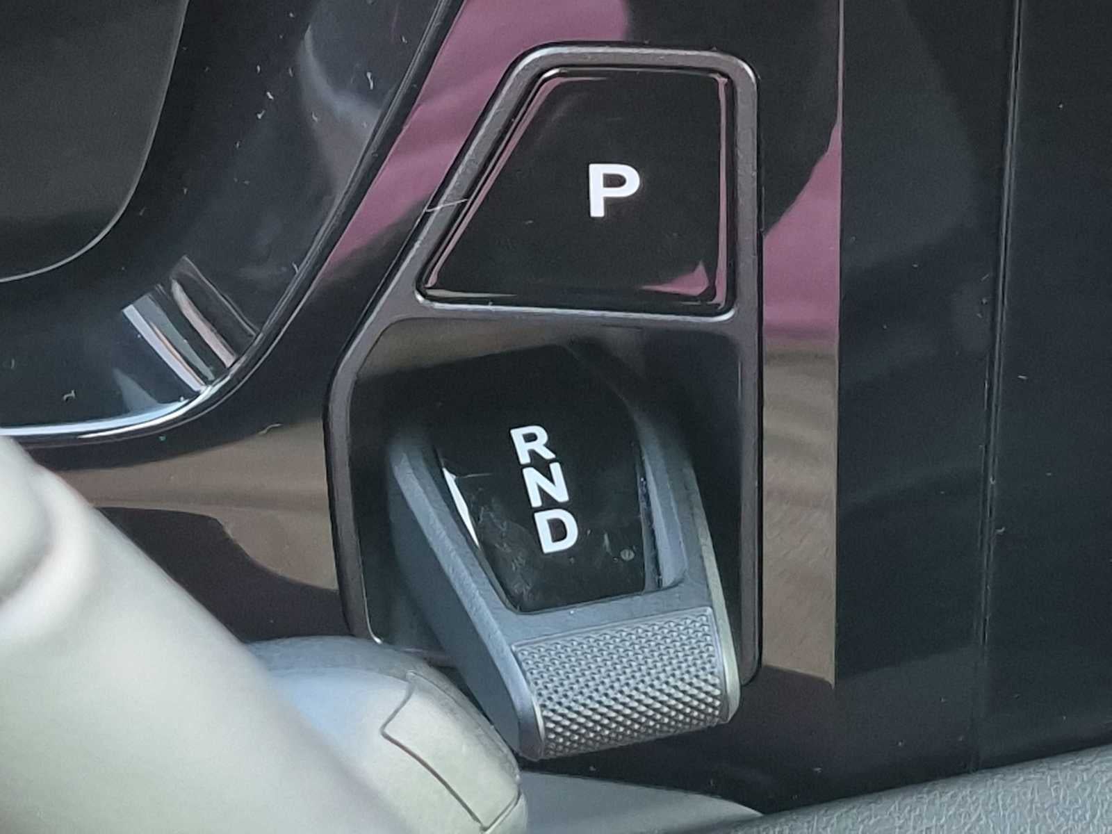 2025 Porsche Macan Electric 4S