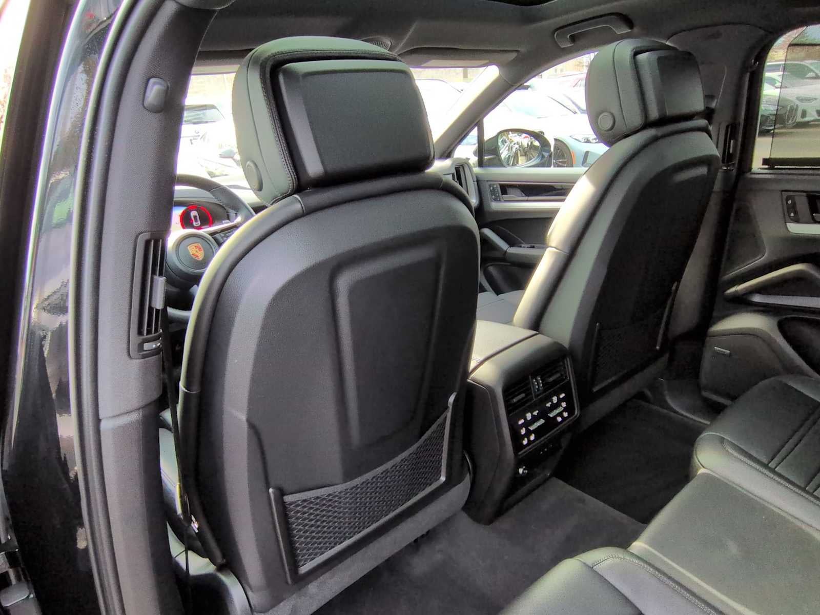 2025 Porsche Cayenne Coupe AWD