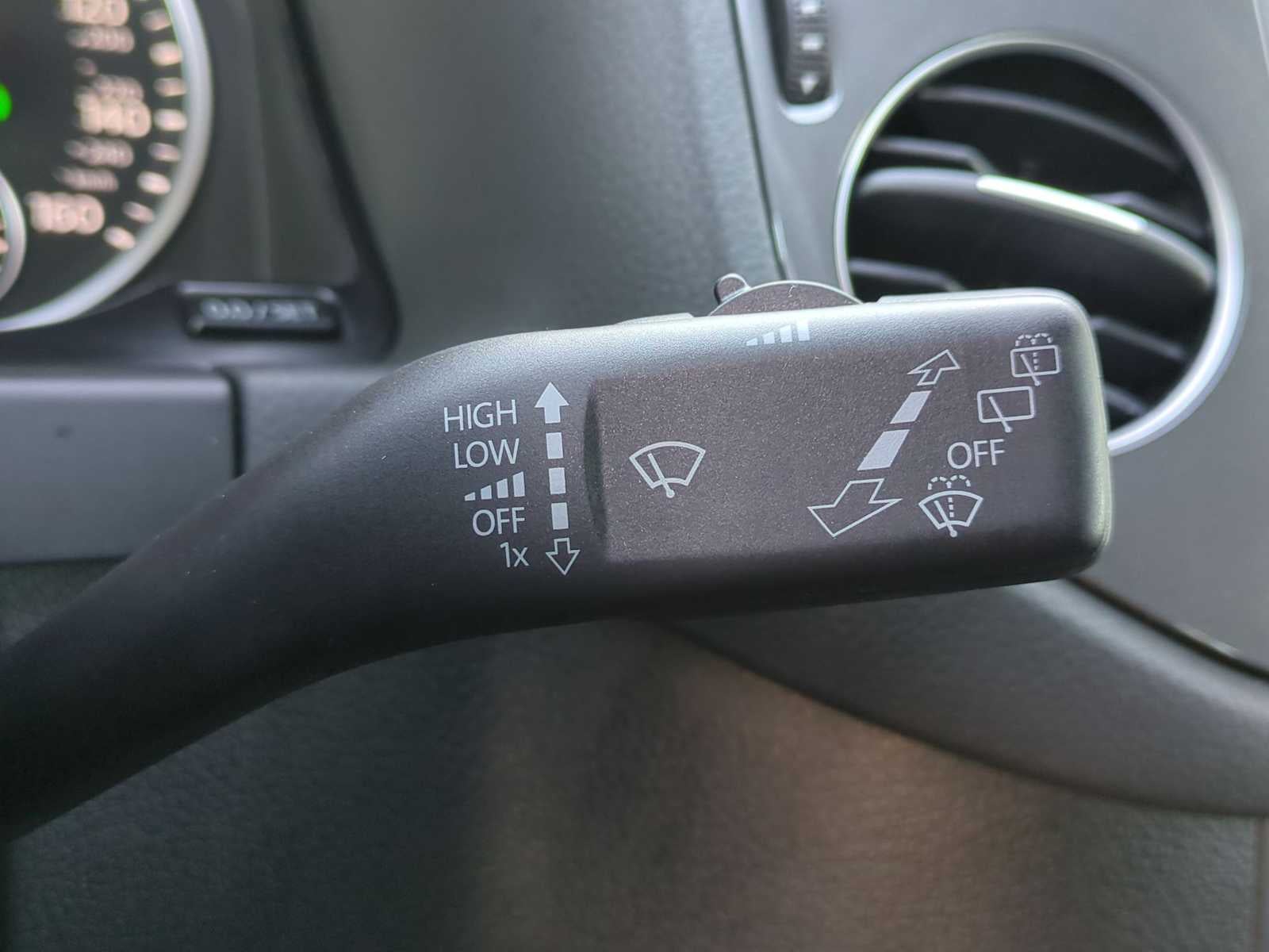 2017 Volkswagen Tiguan 2.0T 4MOTION