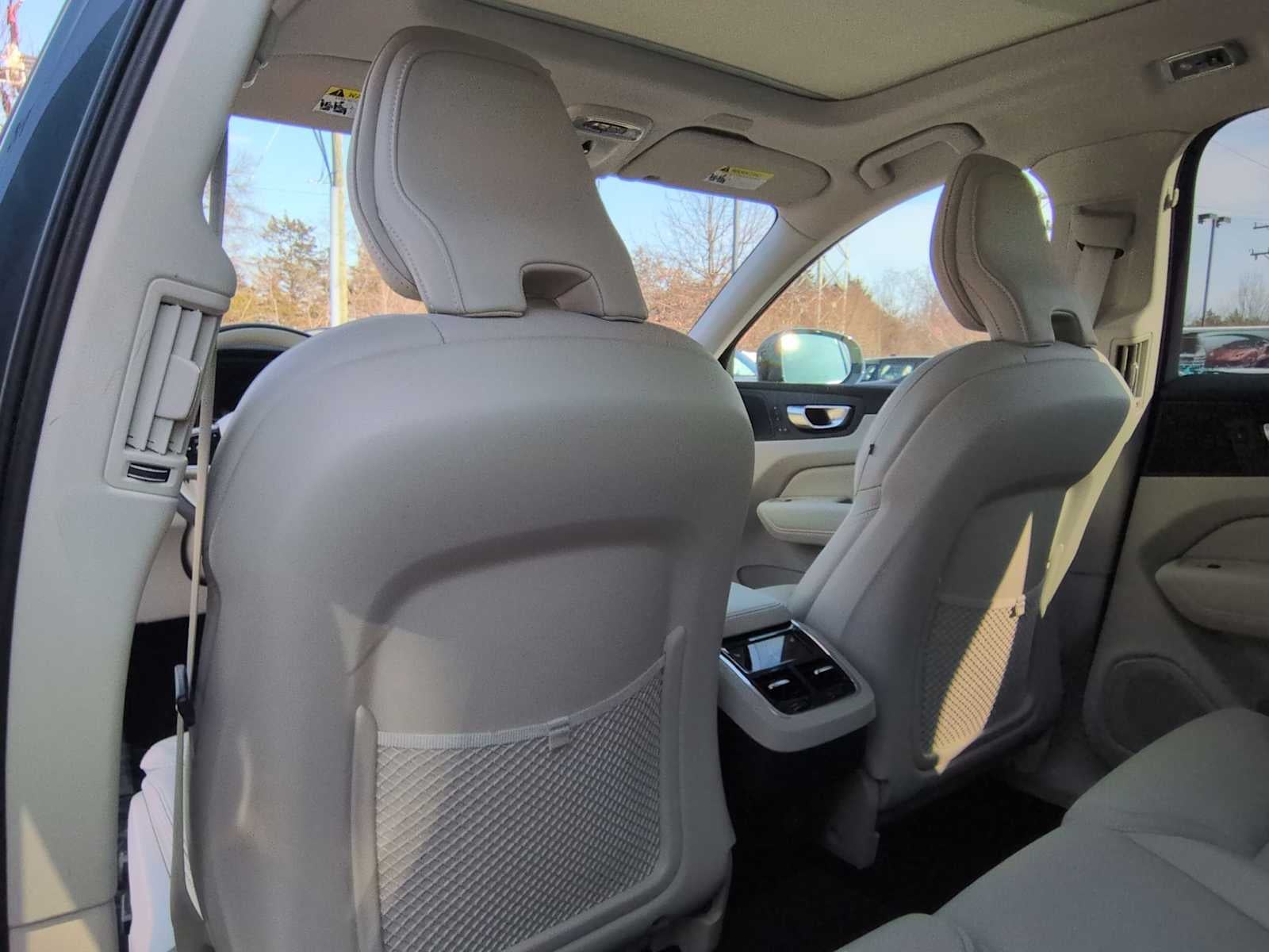 2021 Volvo XC60 Inscription