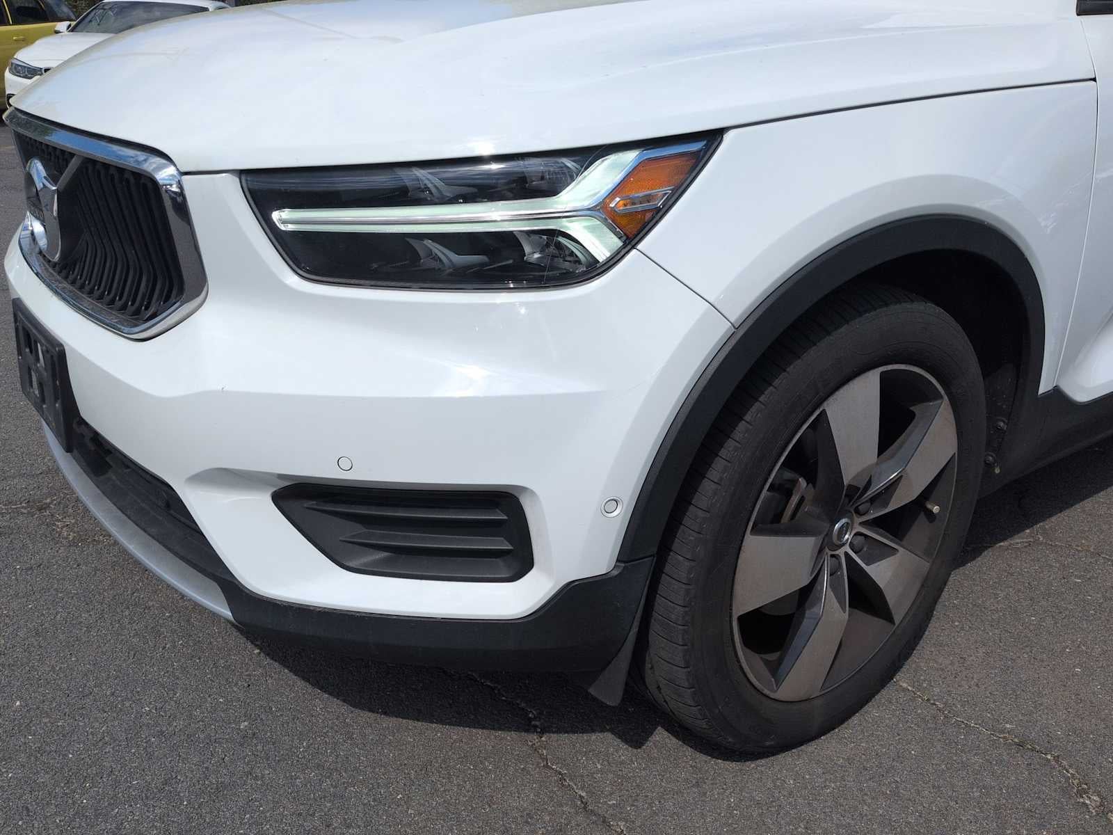 2019 Volvo XC40 Momentum