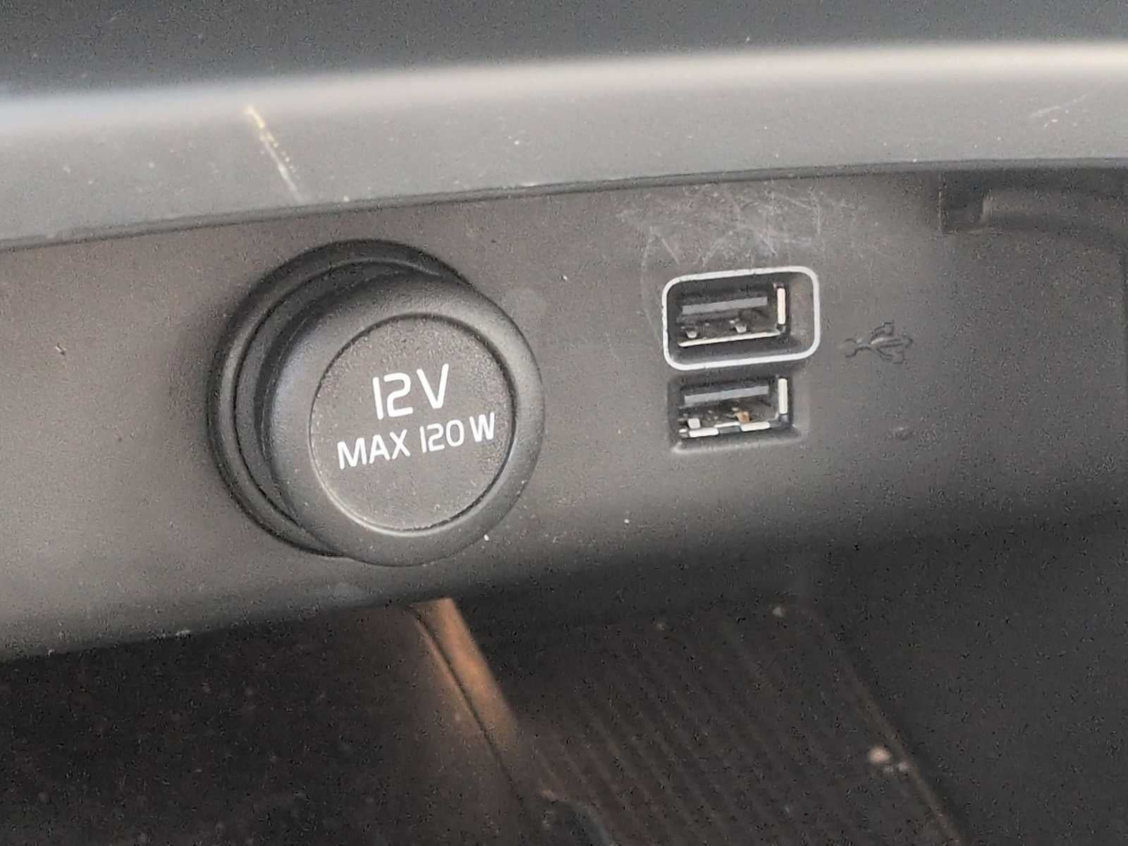 2019 Volvo XC40 Momentum