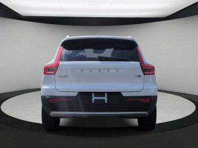 2019 Volvo XC40 Momentum