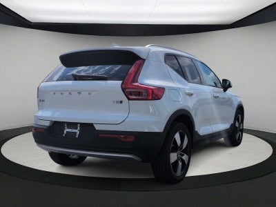 2019 Volvo XC40 Momentum